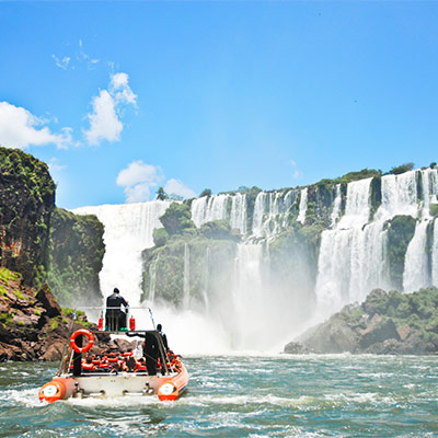 Iguazu bateau